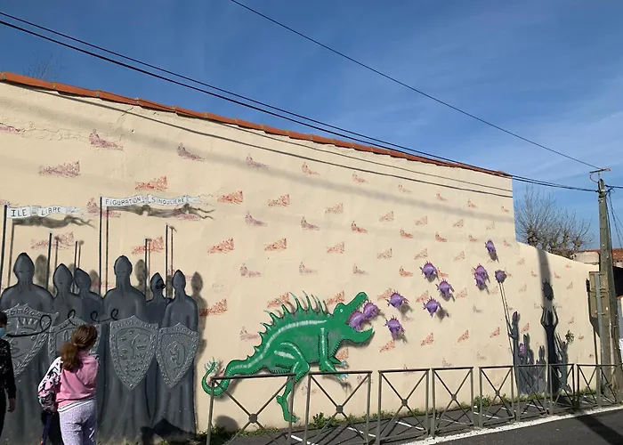 Pour 4 Face A La Avec Parking Prive, A - Fr-1-338-619 *