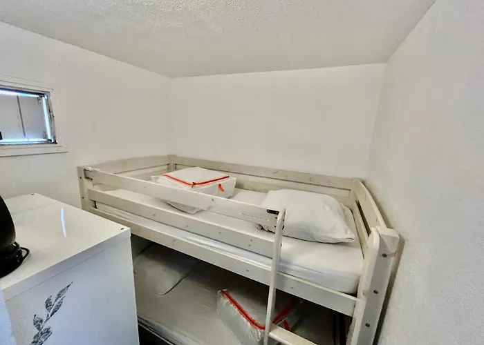 Pour 4 Face A La Avec Parking Prive, A - Fr-1-338-619 *